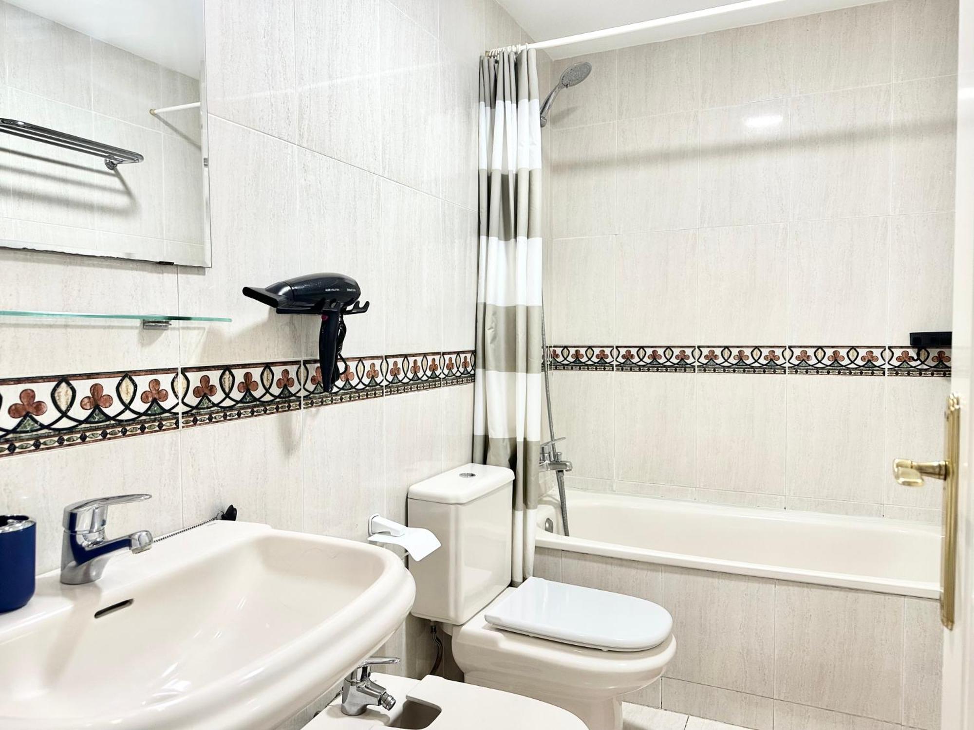 Costa Del Sol Seaside Studio - 5 Mins From Beach ฟูเอนฮิโรลา ภายนอก รูปภาพ